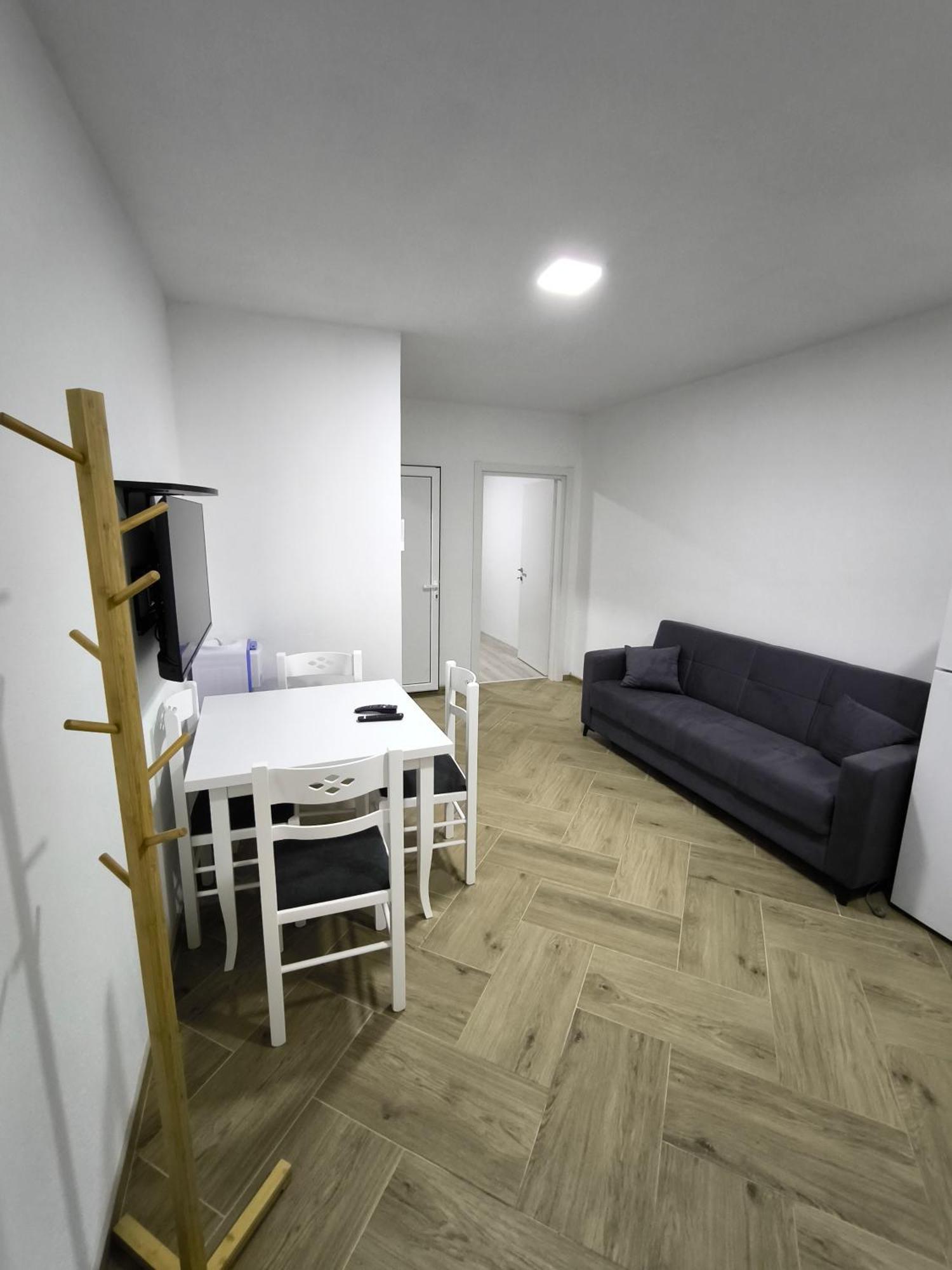 Hidden Villa Apartments 코토르 외부 사진